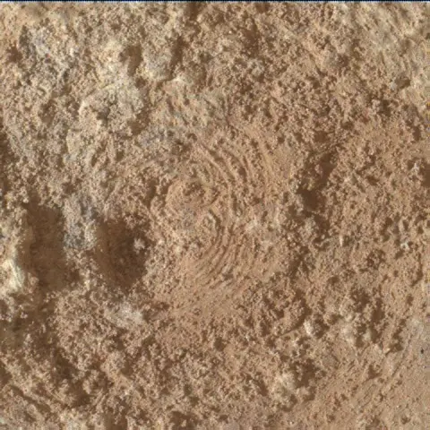 Sol 3705: Mars Hand Lens Imager (MAHLI)