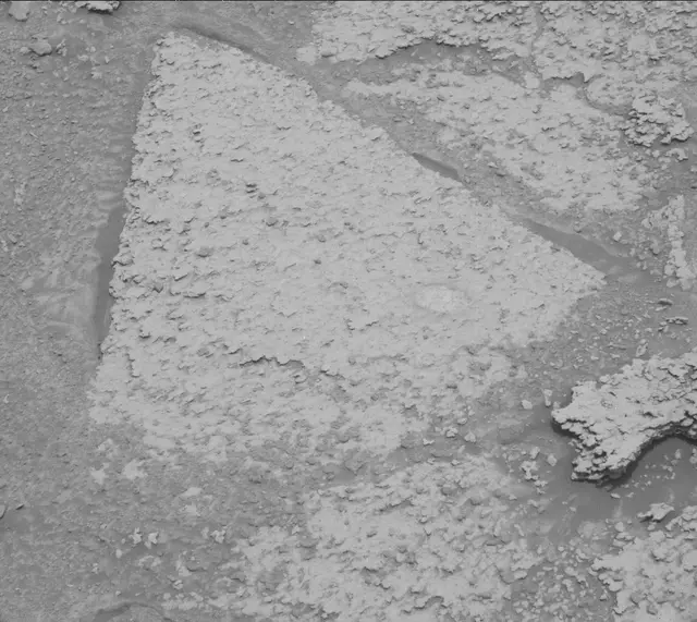 Sol 3708: Mast Camera (Mastcam)