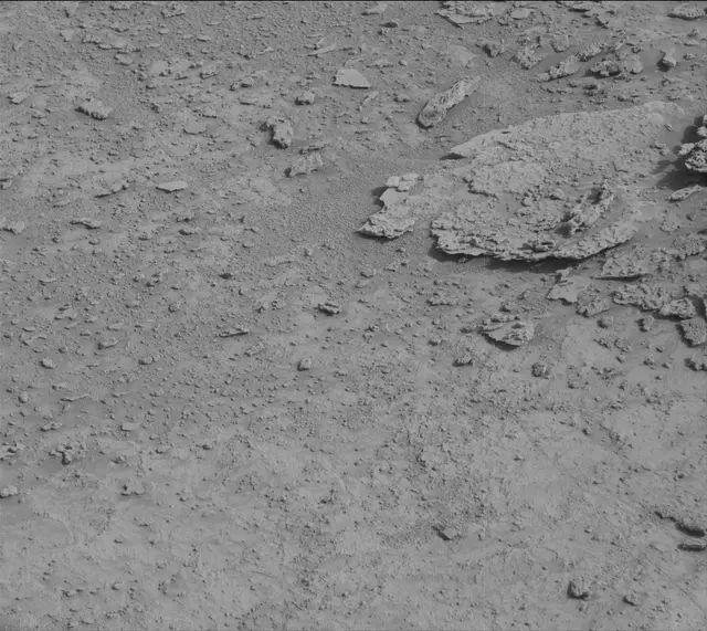 Sol 3708: Mast Camera (Mastcam)