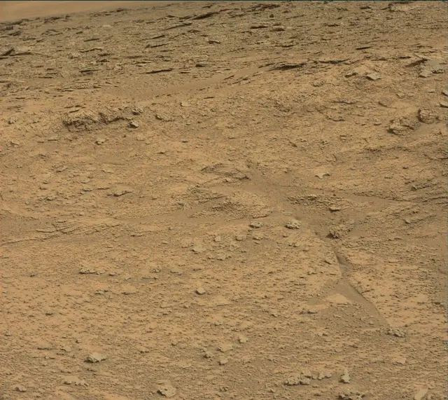 Sol 3708: Mast Camera (Mastcam)
