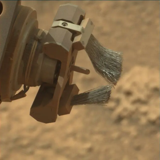 Sol 3708: Mast Camera (Mastcam)