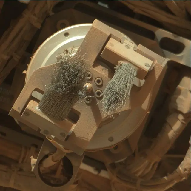 Sol 3708: Mast Camera (Mastcam)