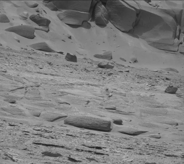 Sol 3710: Mast Camera (Mastcam)