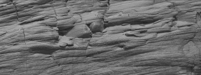 Sol 3711: Mast Camera (Mastcam)