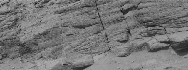 Sol 3711: Mast Camera (Mastcam)