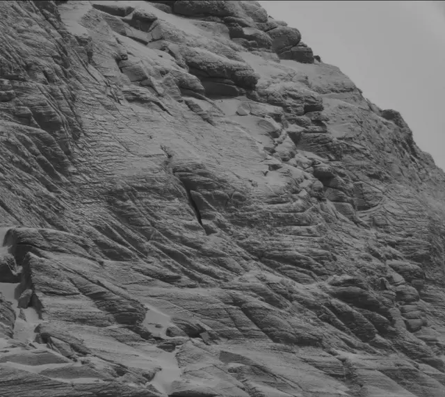 Sol 3711: Mast Camera (Mastcam)