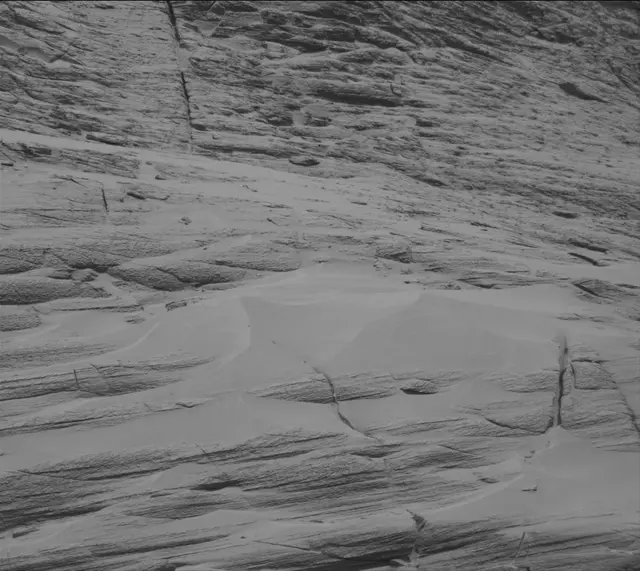 Sol 3711: Mast Camera (Mastcam)