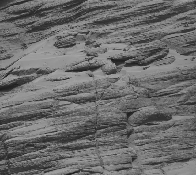 Sol 3711: Mast Camera (Mastcam)