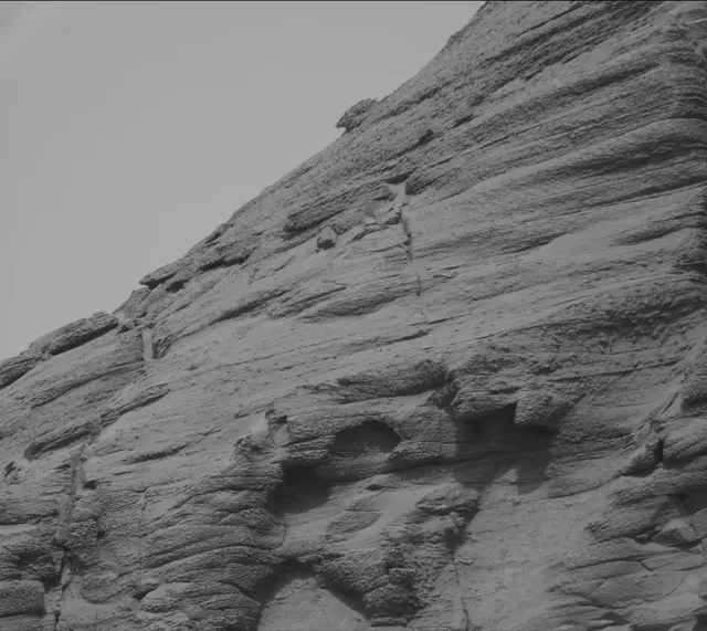 Sol 3711: Mast Camera (Mastcam)