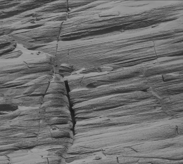 Sol 3711: Mast Camera (Mastcam)