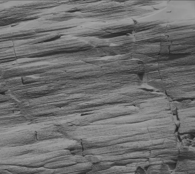 Sol 3711: Mast Camera (Mastcam)