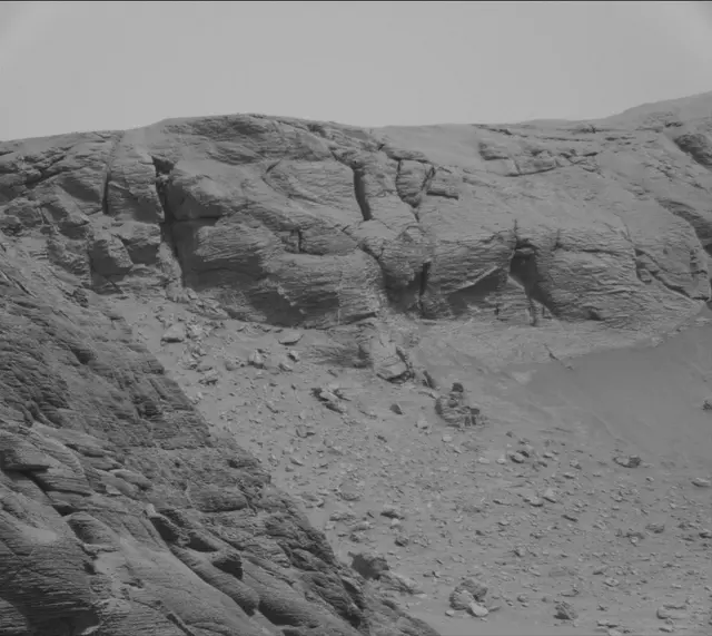 Sol 3711: Mast Camera (Mastcam)