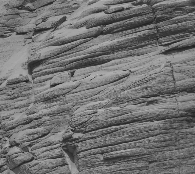 Sol 3711: Mast Camera (Mastcam)