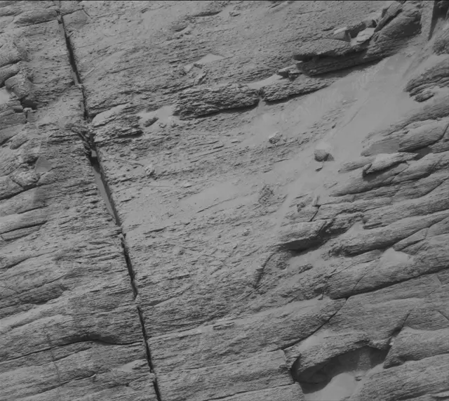 Sol 3711: Mast Camera (Mastcam)