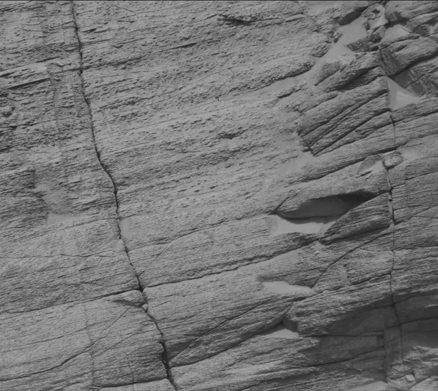 Sol 3711: Mast Camera (Mastcam)