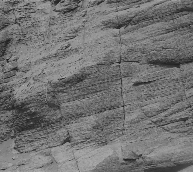 Sol 3711: Mast Camera (Mastcam)