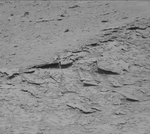 Sol 3711: Mast Camera (Mastcam)