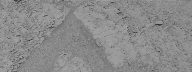 Sol 3712: Mast Camera (Mastcam)