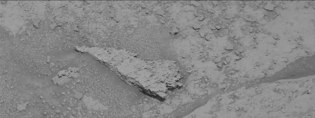 Sol 3712: Mast Camera (Mastcam)