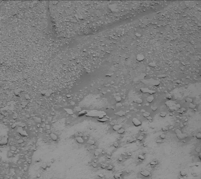 Sol 3712: Mast Camera (Mastcam)