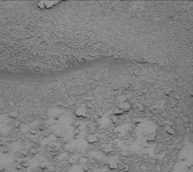 Sol 3712: Mast Camera (Mastcam)