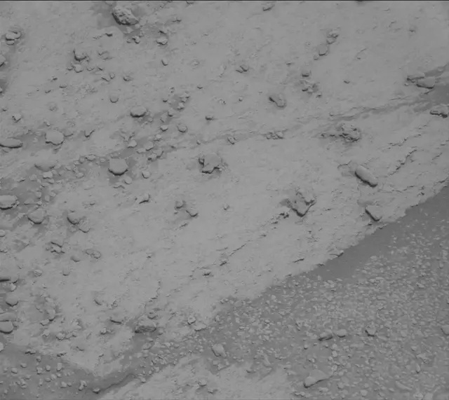Sol 3712: Mast Camera (Mastcam)