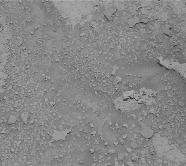 Sol 3712: Mast Camera (Mastcam)