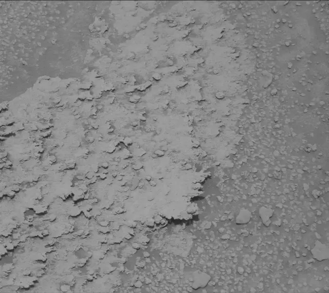 Sol 3712: Mast Camera (Mastcam)