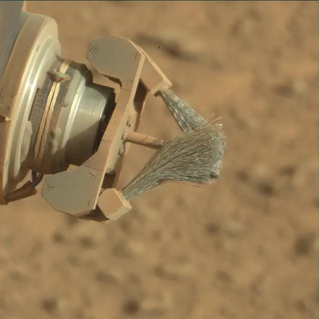 Sol 3712: Mast Camera (Mastcam)