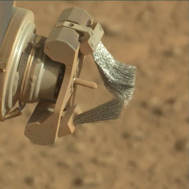 Sol 3712: Mast Camera (Mastcam)