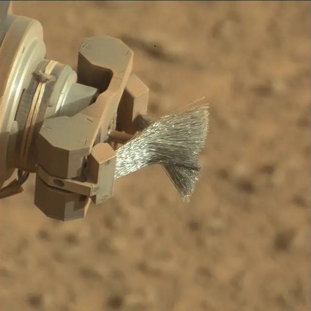 Sol 3712: Mast Camera (Mastcam)