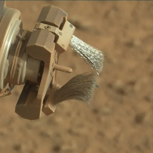 Sol 3712: Mast Camera (Mastcam)