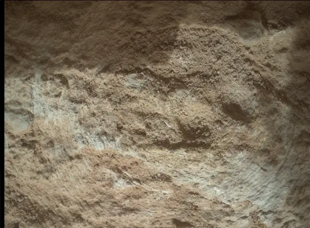 Sol 3712: Mars Hand Lens Imager (MAHLI)
