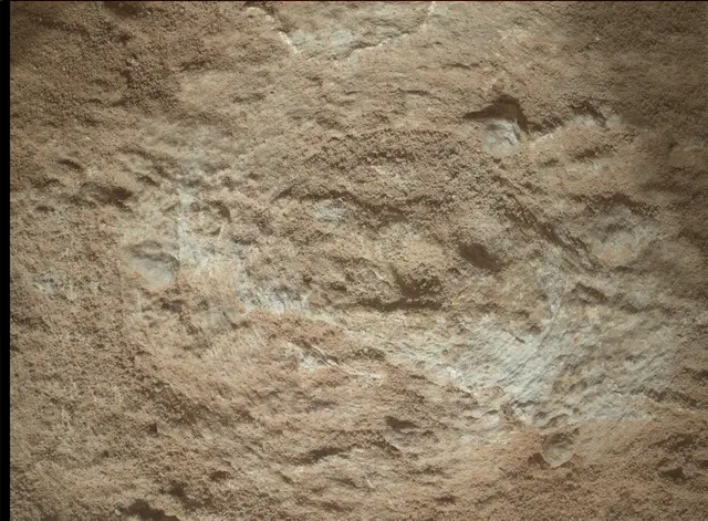 Sol 3712: Mars Hand Lens Imager (MAHLI)