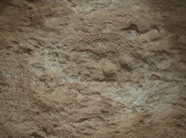 Sol 3712: Mars Hand Lens Imager (MAHLI)