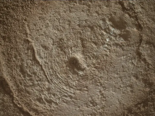 Sol 3712: Mars Hand Lens Imager (MAHLI)