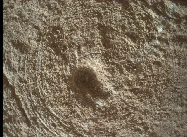 Sol 3712: Mars Hand Lens Imager (MAHLI)