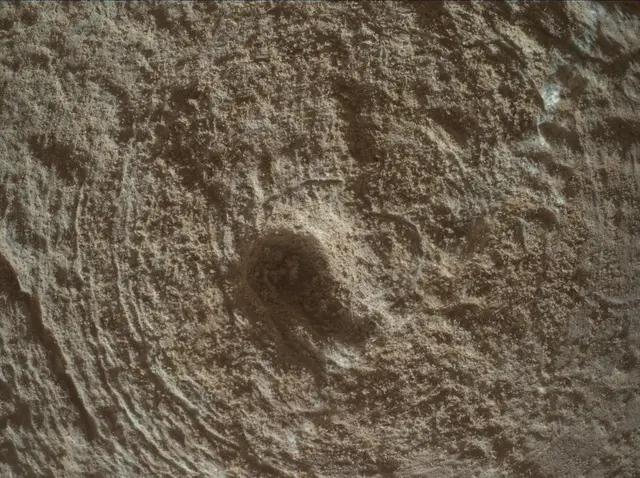 Sol 3712: Mars Hand Lens Imager (MAHLI)