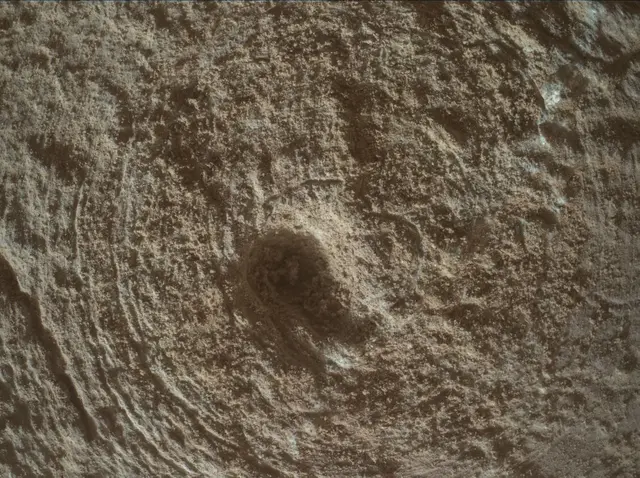 Sol 3712: Mars Hand Lens Imager (MAHLI)