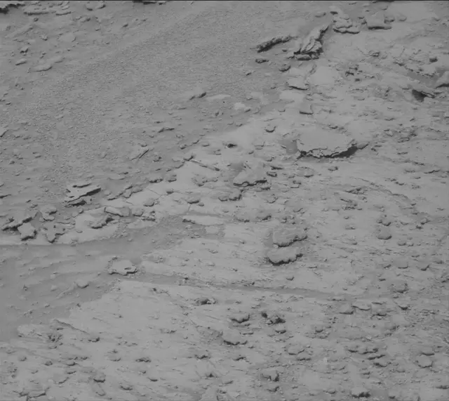Sol 3713: Mast Camera (Mastcam)