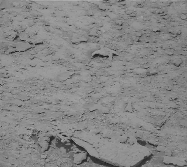 Sol 3713: Mast Camera (Mastcam)