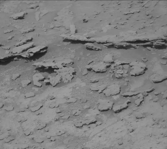 Sol 3713: Mast Camera (Mastcam)