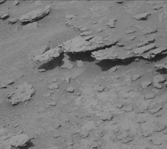 Sol 3713: Mast Camera (Mastcam)