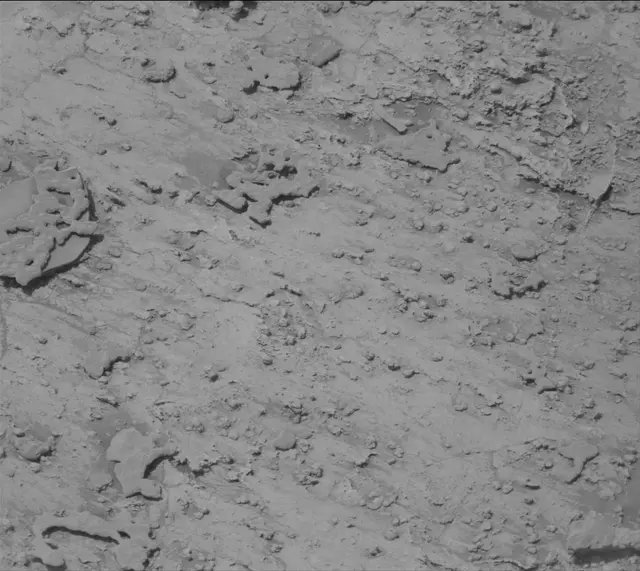 Sol 3713: Mast Camera (Mastcam)
