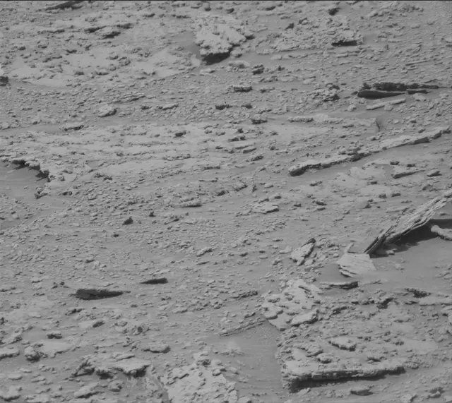 Sol 3713: Mast Camera (Mastcam)