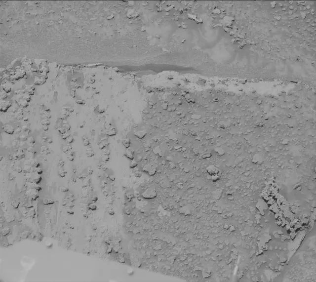 Sol 3714: Mast Camera (Mastcam)