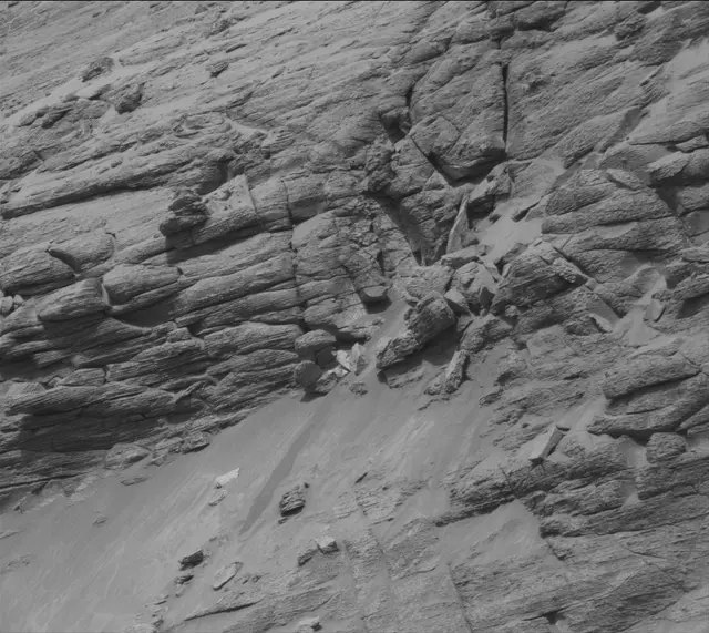 Sol 3714: Mast Camera (Mastcam)