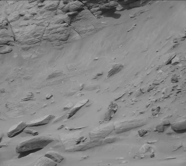 Sol 3714: Mast Camera (Mastcam)