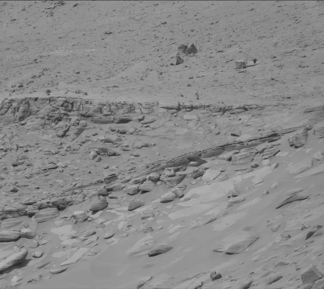 Sol 3714: Mast Camera (Mastcam)