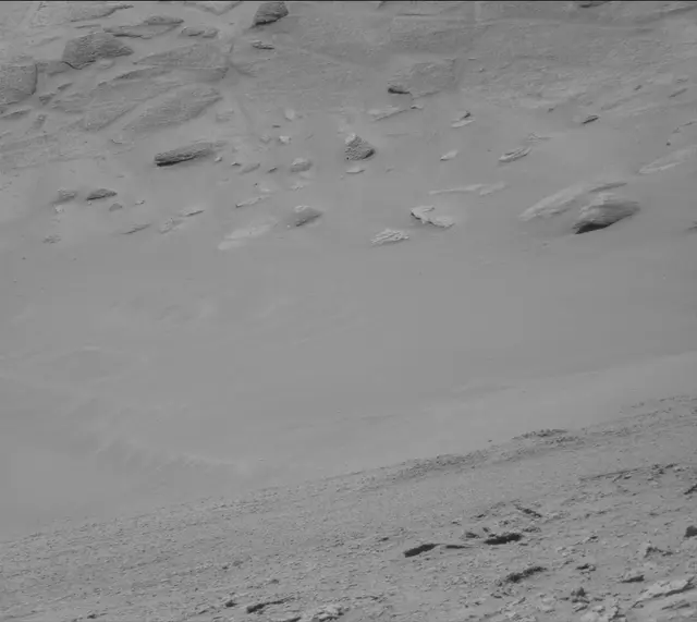 Sol 3714: Mast Camera (Mastcam)